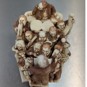 S.I.A.B. Vintage Trinket Box "Orchestra Maestro" Genuine Bone England L. McCatty